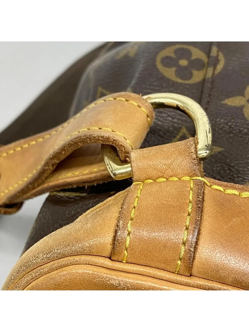 Louis Vuitton Vintage Montsouris #298861L94B
